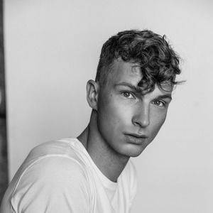 Meet your Posher, Dan-nicolas